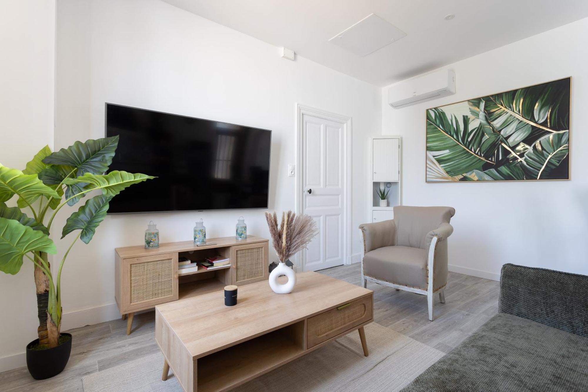 Curie 1er - Cosy&calme à 5 Min De La Gare *