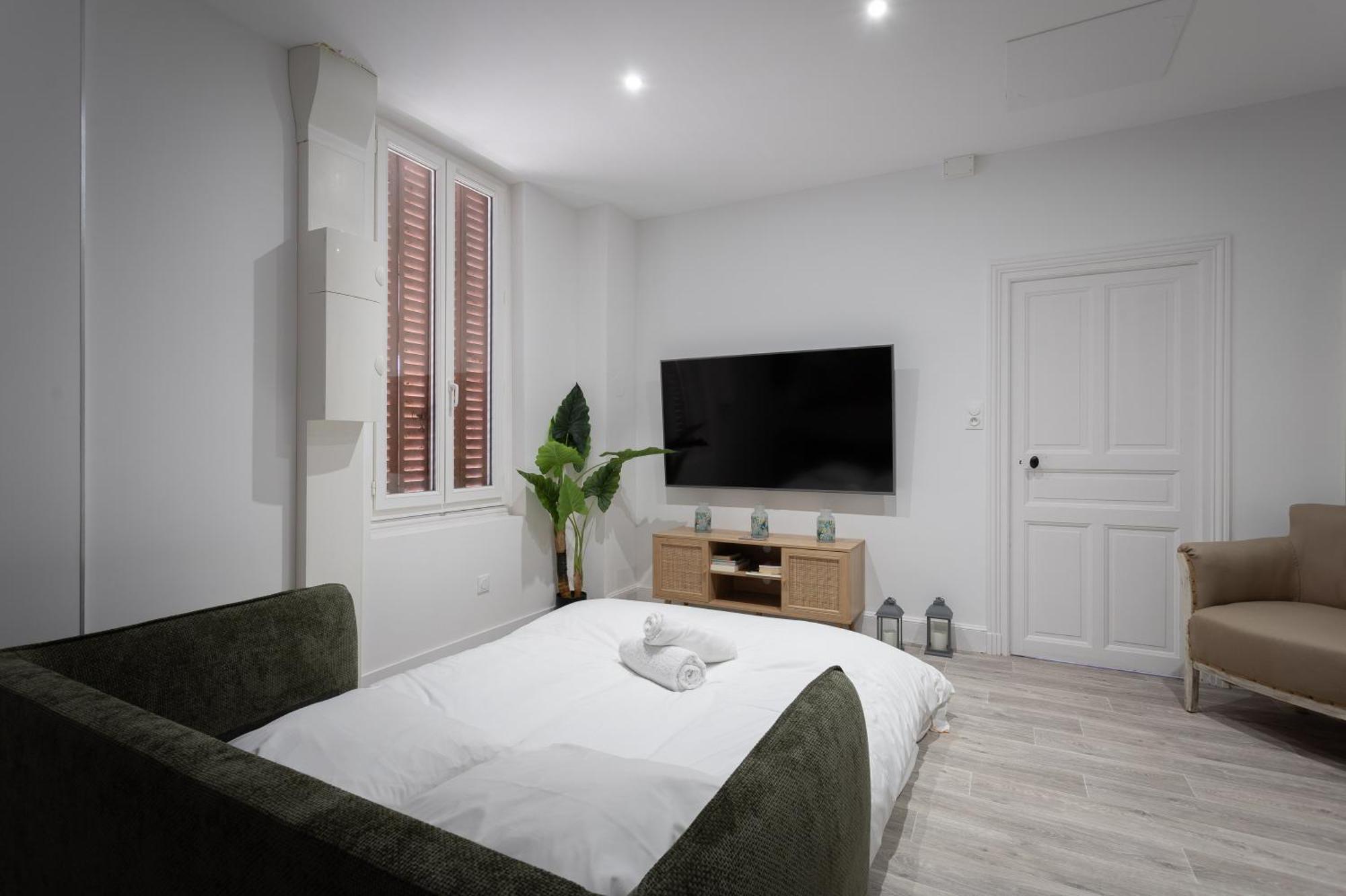 Curie 1er - Cosy&calme à 5 Min De La Gare *